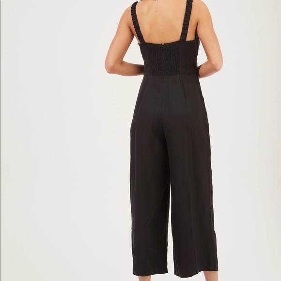 ASTR VERSAILLES SLEEVELESS JUMPSUIT - Picture 5 of 5